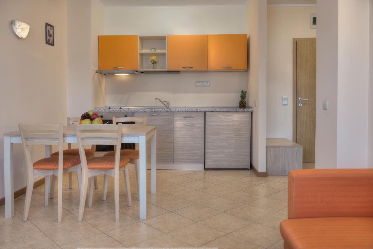 Royal Sun Apartments Sunny Beach Ngoại thất bức ảnh