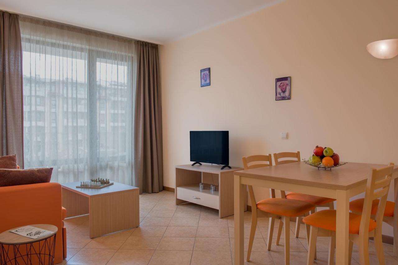 Royal Sun Apartments Sunny Beach Ngoại thất bức ảnh