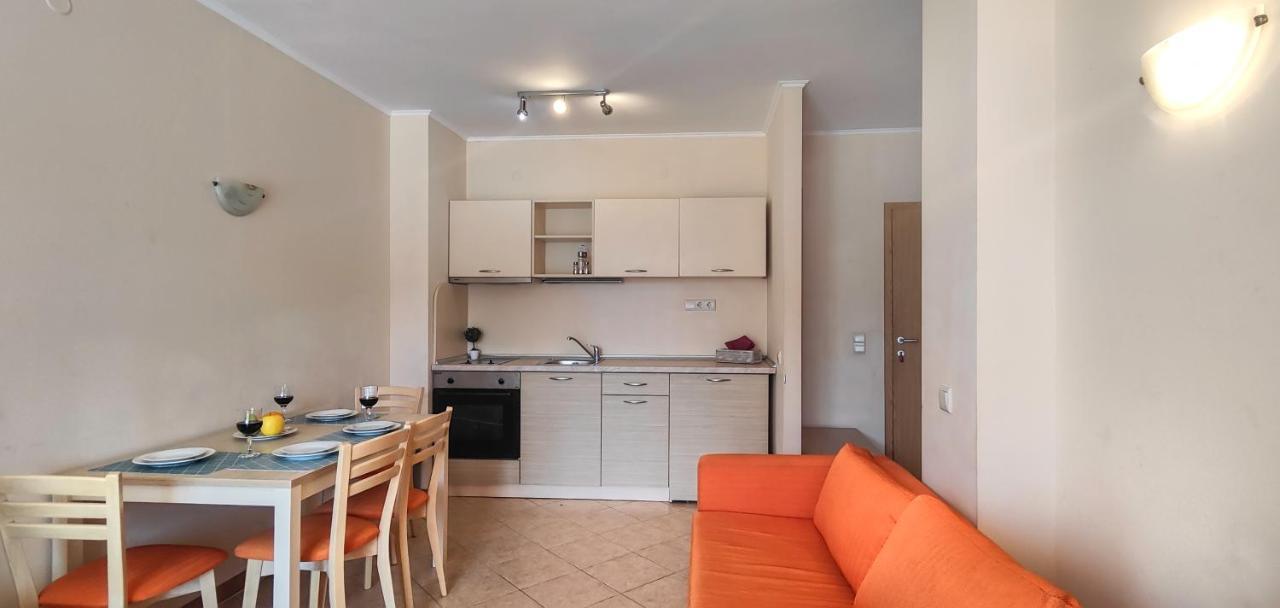 Royal Sun Apartments Sunny Beach Ngoại thất bức ảnh