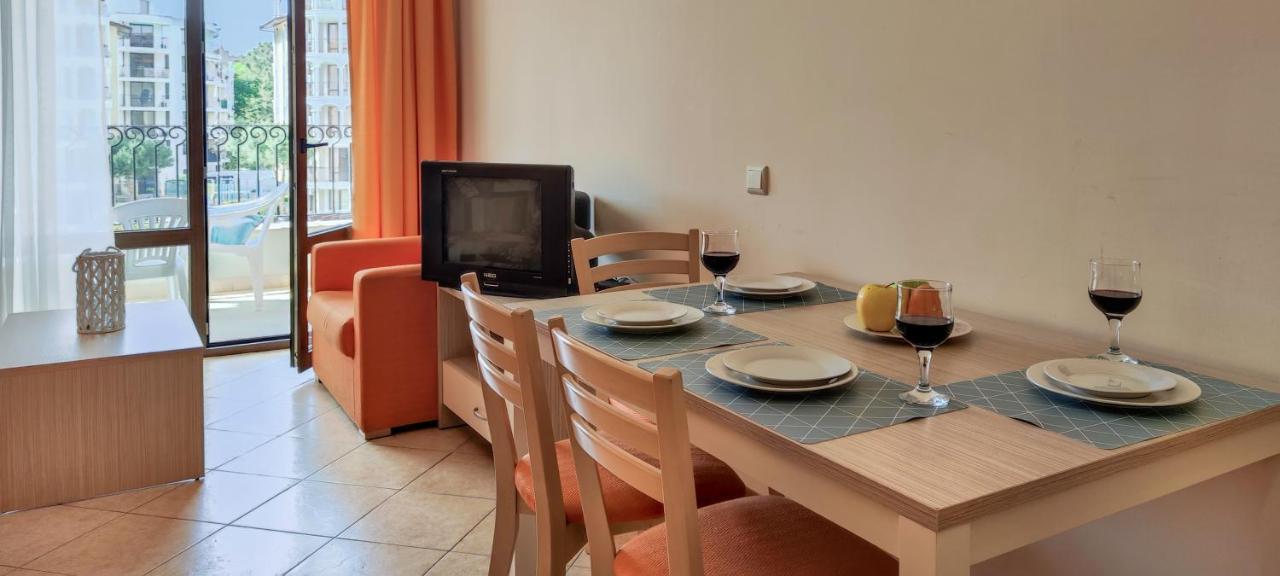 Royal Sun Apartments Sunny Beach Ngoại thất bức ảnh