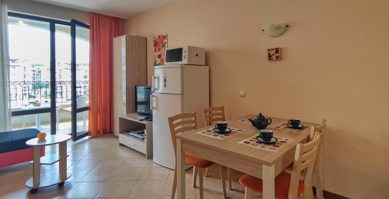 Royal Sun Apartments Sunny Beach Ngoại thất bức ảnh